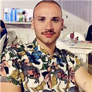 STUDENTE UNIVERSITARIO IMPARTISCE LEZIONI PRIVATE IN PARTICOLARE PER LINGUE STRANIERE